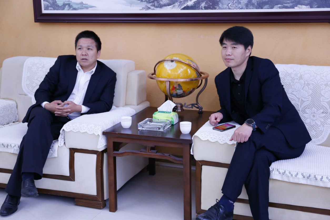 广东坚基集团旗下的子公司,位于华中地区最大的硅矿蕴藏区域罗霄山脉