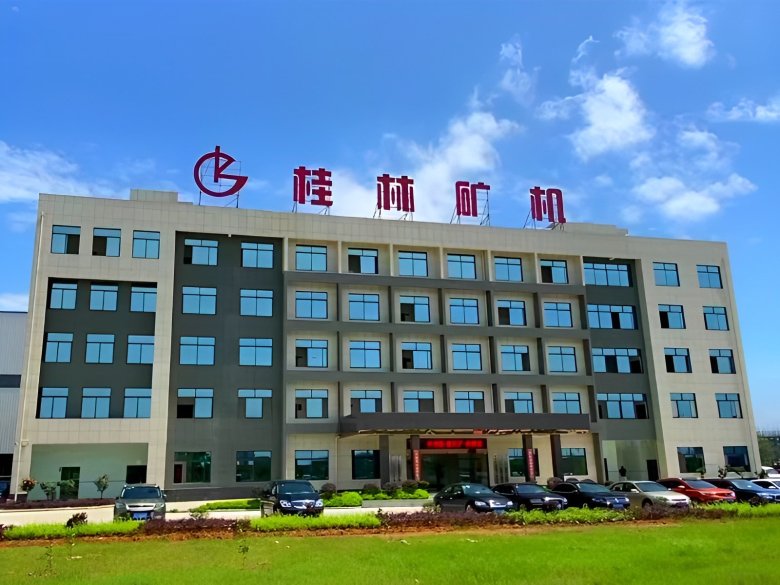 桂林磨粉机哪家好选桂林矿山机械有限公司
