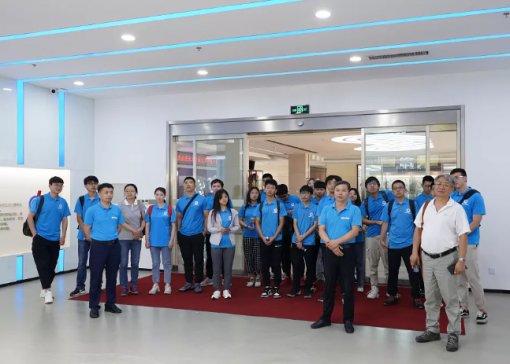 北京科技大学矿物加工系师生来华特公司参观实习