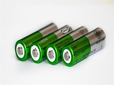 利用橡胶基材开发固体电解质，可望适用于EV电池