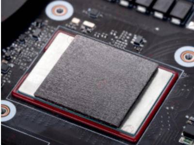 ��ߵ������Ե���ܣ�ʯīϩ���ȵ�Ƭ�·���