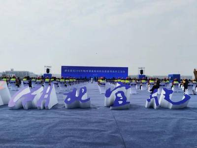 ��Ͷ��136��Ԫ����50���/�����������˻�����100���/���׷��²��ϼ�������Ŀ����