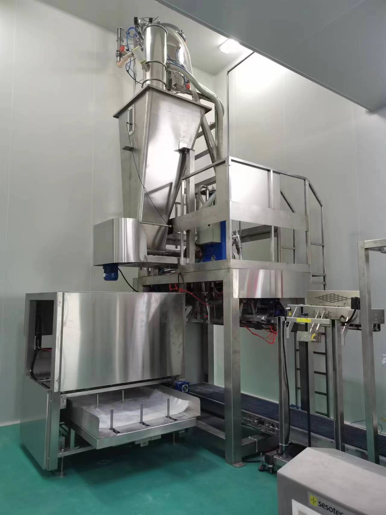 自动称重包装码垛成套设备生产商,主营产品自动称量设备,全自动包装机